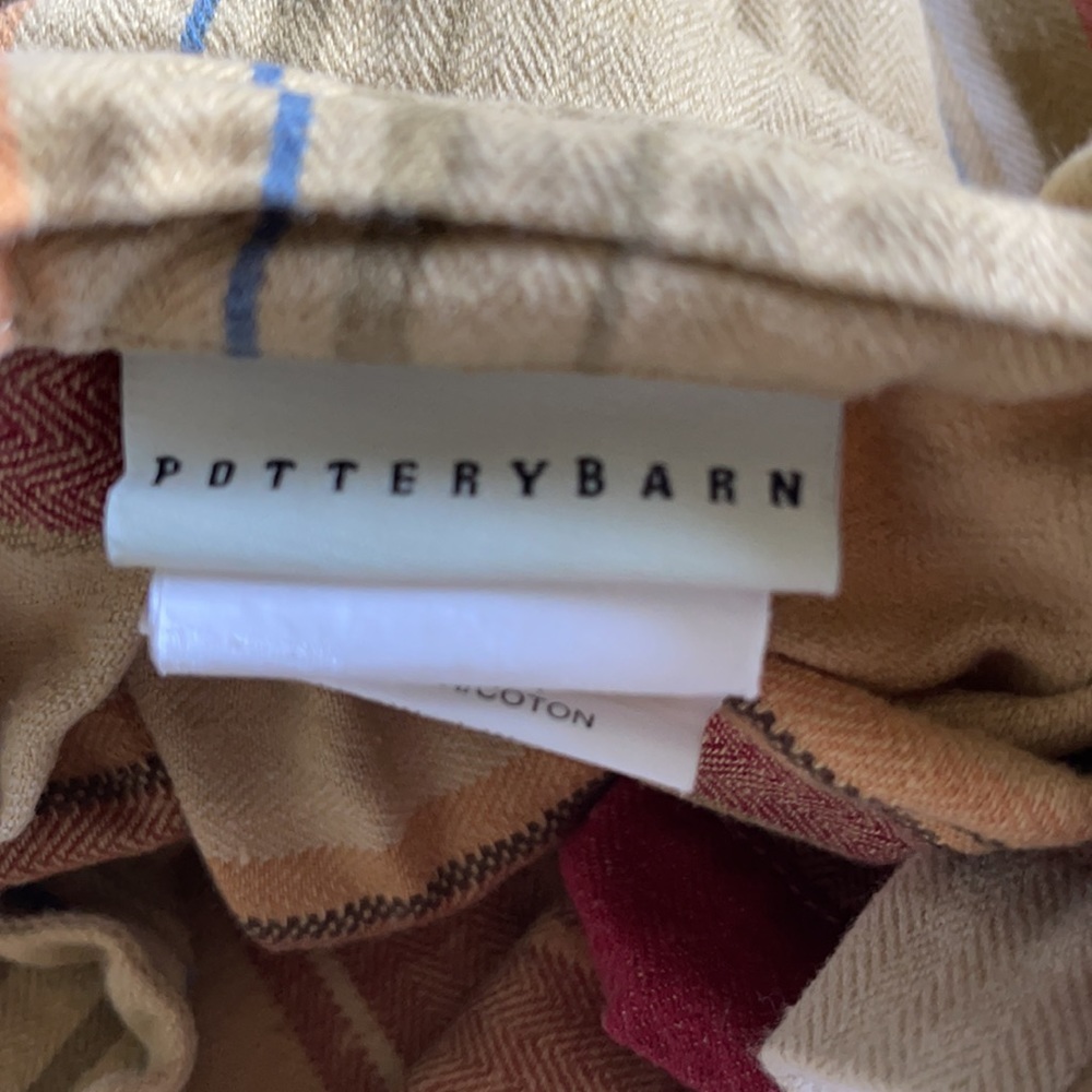 Pottery Barn Duvet & 2 sham covers - Picture 2 of 9